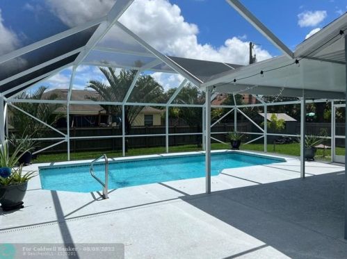 2294 Natema Rd, Fort Pierce, FL 34953-5735