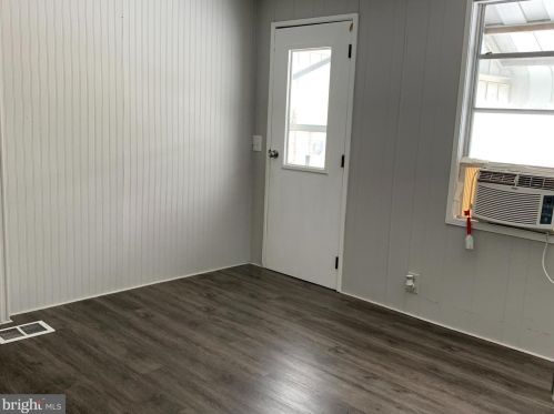 512 Meade Ave, Hanover PA  17331-3623 exterior