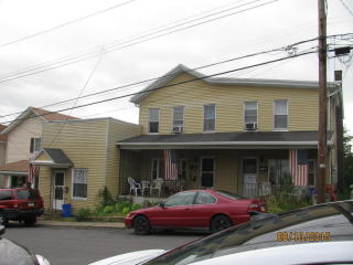 72 Green St, Wilkes Barre, PA 18704-2402