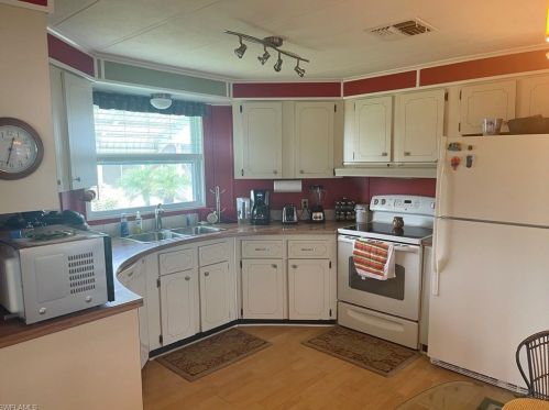 11951 Monaco Ln, Bonita Springs, FL 34135-7108
