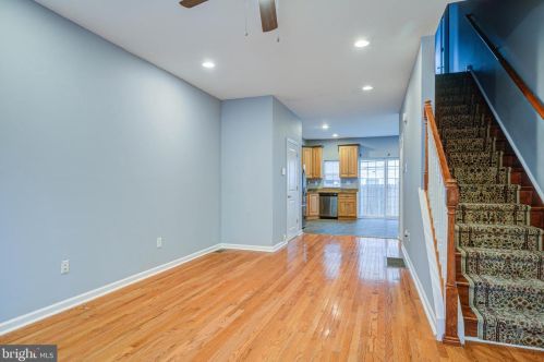 1607 Manton St, Philadelphia, PA 19146-3029