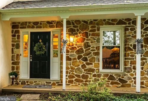 1626 Valley Greene Rd, Paoli, PA 19301-1033