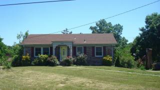 208 Friendship Dr, Goodlettsville, TN 37072-2707