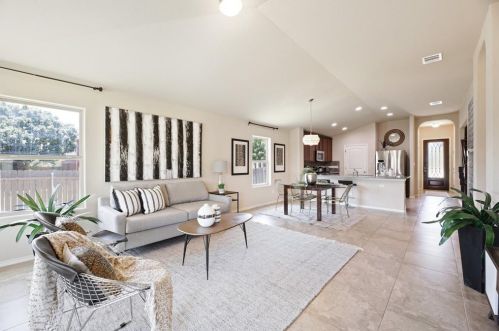 1356 Heep Run, Creedmoor, TX 78610-5093
