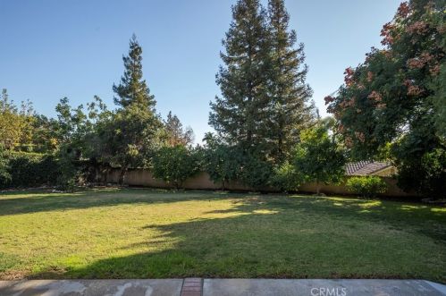 1512 Mansfield Ct, Upland CA  91784-7963 exterior