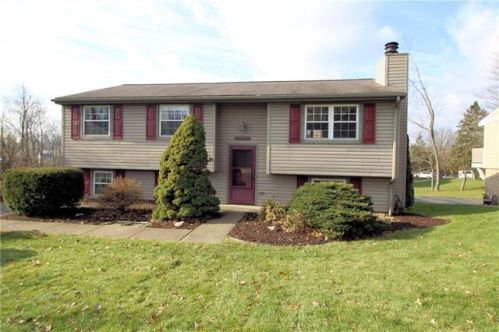 2602 Fox Chase Ct, Bridgeville, PA 15017-1610