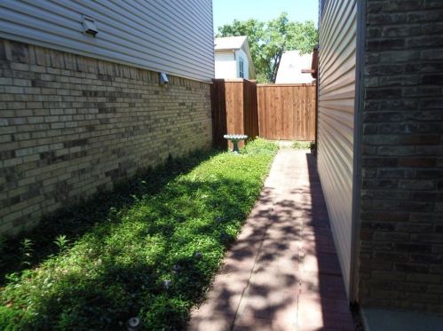 2017 Via Miramonte, Carrollton TX  75006-4630 exterior