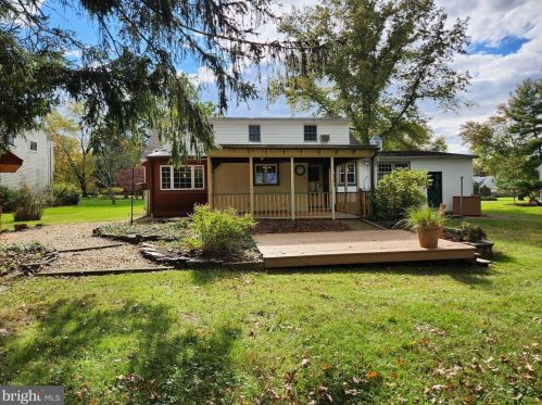 3220 Nottingham Rd, Norristown PA  19403-4162 exterior