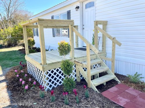 3115 Brockett Rd, Mims, FL 32754-5628