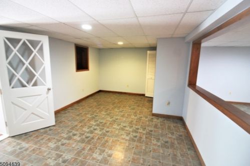 2 Sheba Dr, Wantage NJ  07461-4829 exterior