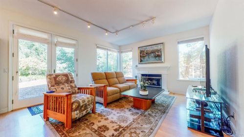 970 Stonecastle Ln, Santa Rosa CA  95405-5513 exterior