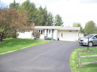 14 Spruce Ln, Barre, VT 05641-5524