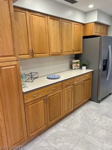 21 Lincoln Ave, Lehigh Acres FL 33936-1454 exterior