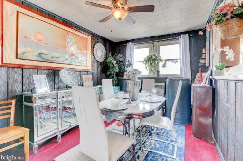 6617 Guyer Ave, Philadelphia PA 19153-2406 exterior