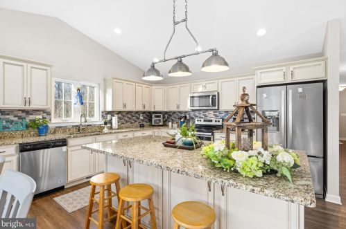 6711 Ginseng Ln, Owens, VA 22485-7394