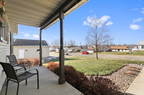 1109 Georgene St, Dodgeville, WI 53533-1287