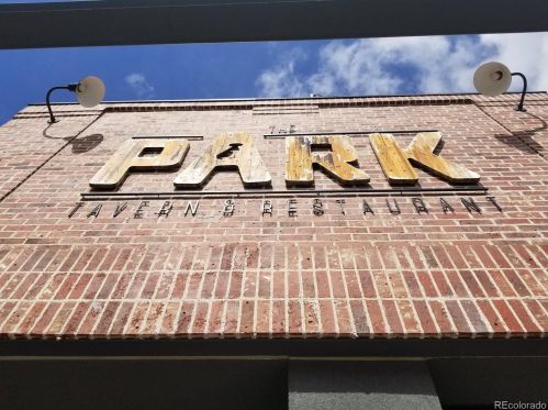 963 Logan St, Denver CO  80203-3008 exterior