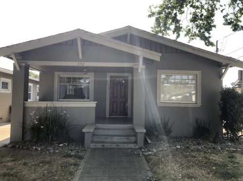 352 Mapleton Ave, Hollister, CA 95023-3541