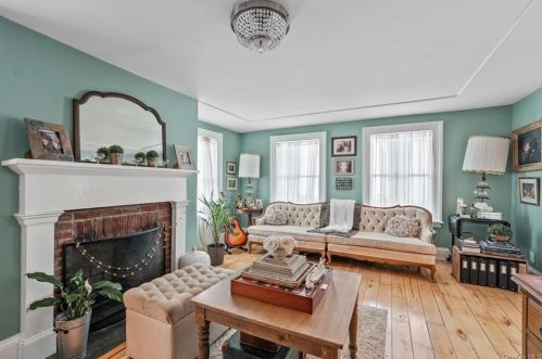 130 Osborne Hill Rd, Fishkill NY  12524-2515 exterior