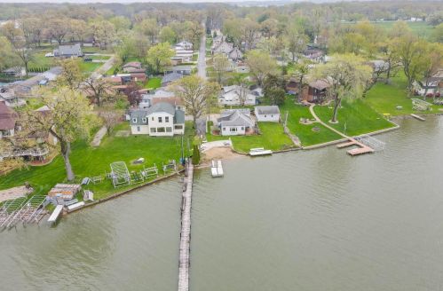 7407 136th Ln, Cedar Lake IN  46303-9192 exterior