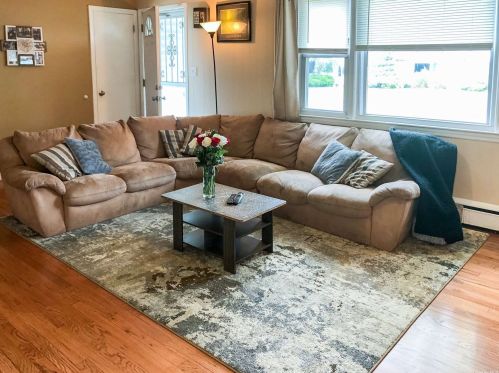 273 Washington Ave, Canaan Lake, NY 11772-2757