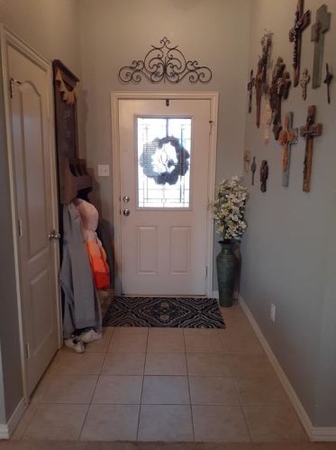 514 Valarie Ln, Midlothian, TX 76065-6914