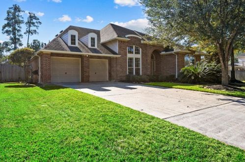 7330 Stonebridge Creek Ln, Humble, TX 77396-4098