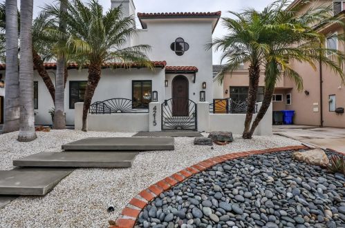 4215 Dawes St, San Diego CA  92109-4158 exterior