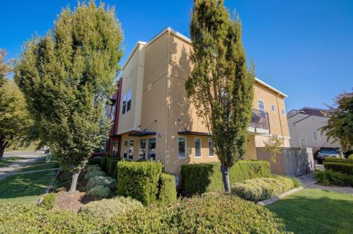 3188 Bridgeway Dr, Rancho Cordova, CA 95670-6246