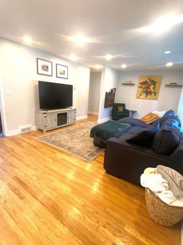 14 Salem Dr, Providence RI  02904-5217 exterior