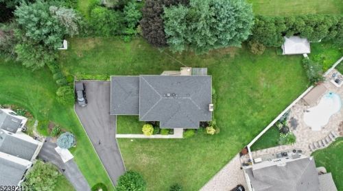 24 Patania Ct, Lincoln Park, NJ 07035-1206