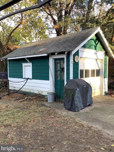 1730 42 St, Camden NJ  08110-2119 exterior