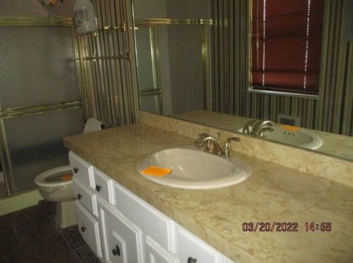 1855 Beacon St, Washington Ch OH  43160-1759 exterior