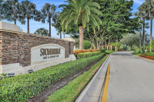 10747 Stonebridge Blvd, Boca Raton, FL 33498-6412