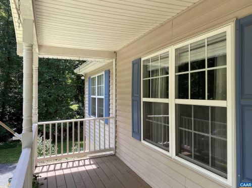 507 Jefferson Dr, Bybee VA  22963-2904 exterior