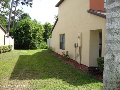 655 Margie Dr, Titusville FL  32780-1905 exterior