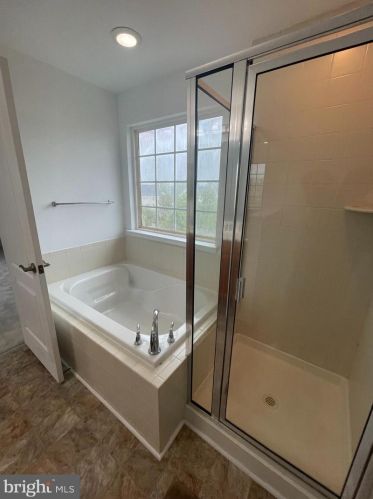 7 Ivy Spring Ln, Fredericksburg VA  22406-8205 exterior