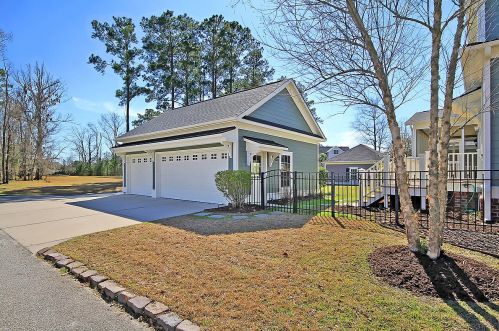 1154 Ayers Plantation Way, Mount Pleasant SC  29466-8588 exterior