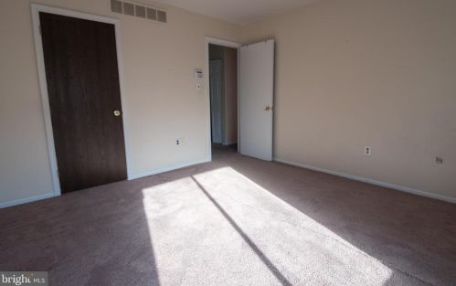 9 Cedar Creek Ct, Bear DE  19701-1001 exterior