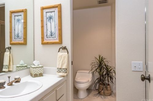 111 Mission Hills Dr, Rancho Mirage CA  92270-1477 exterior