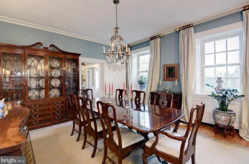 9414 Georgetown Pike, Great Falls VA  22066-2735 exterior