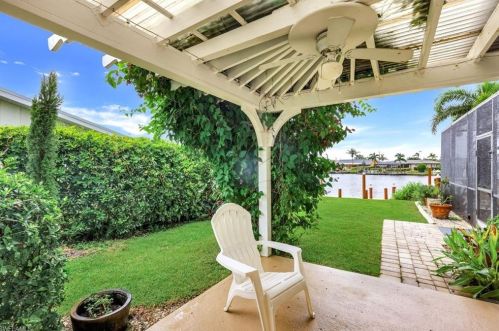 3810 1st Pl, Cape Coral FL  33904-4803 exterior