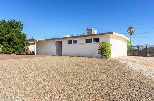 8409 Mary Dr, Tucson AZ  85730-2038 exterior