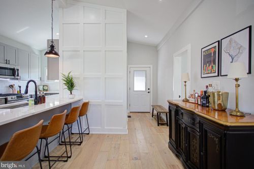 1101 44th Pl, Washington DC  20019-4906 exterior