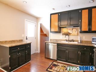 204 Chatham Rd, Cedar Rapids IA  52402-1564 exterior