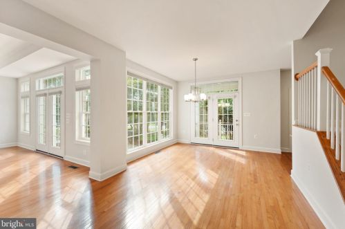 43530 Butler Pl, Leesburg VA 20176-7428 exterior