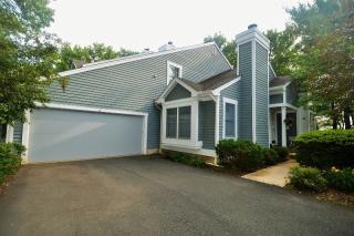 12 Timothy Ln, Bedminster, NJ 07921-1702