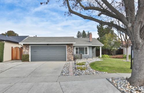 6962 Burning Tree Ct, San Jose, CA 95119-1819