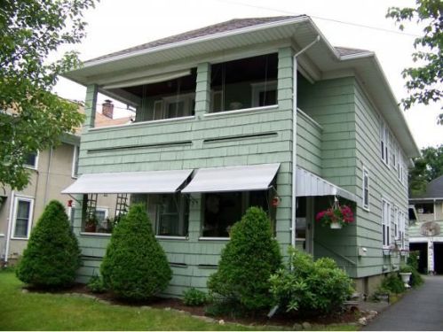 49 Vine St, Binghamton, NY 13903-1840