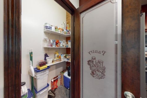 10819 Walker Dr, Grass Valley CA  95945-6912 exterior